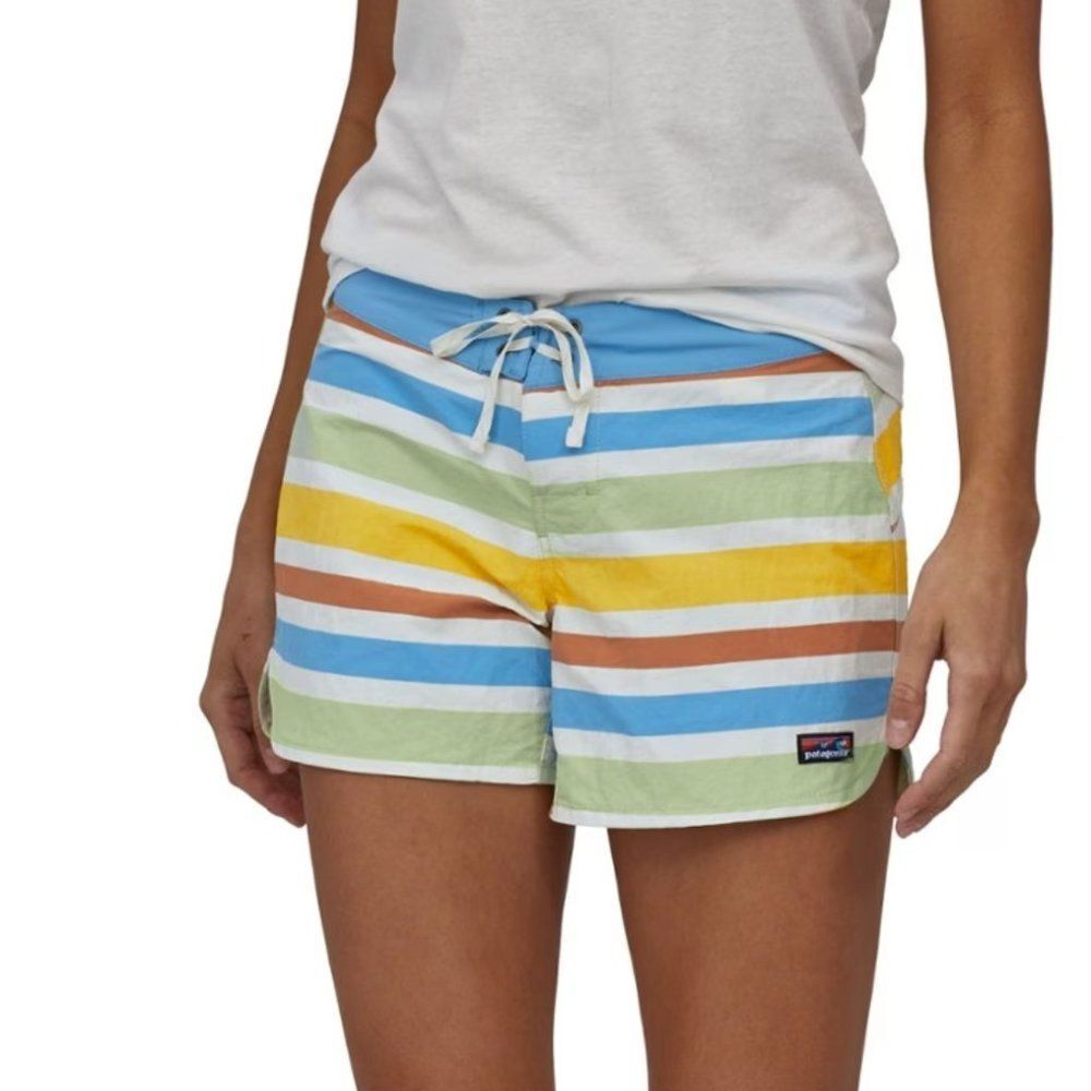 Patagonia Wavefarer Board Shorts Water Ribbons (SIZE 14/16)